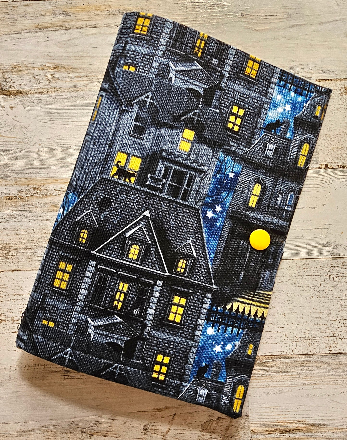 Thread Keeper - Halloween Haunted Houses - Discounted