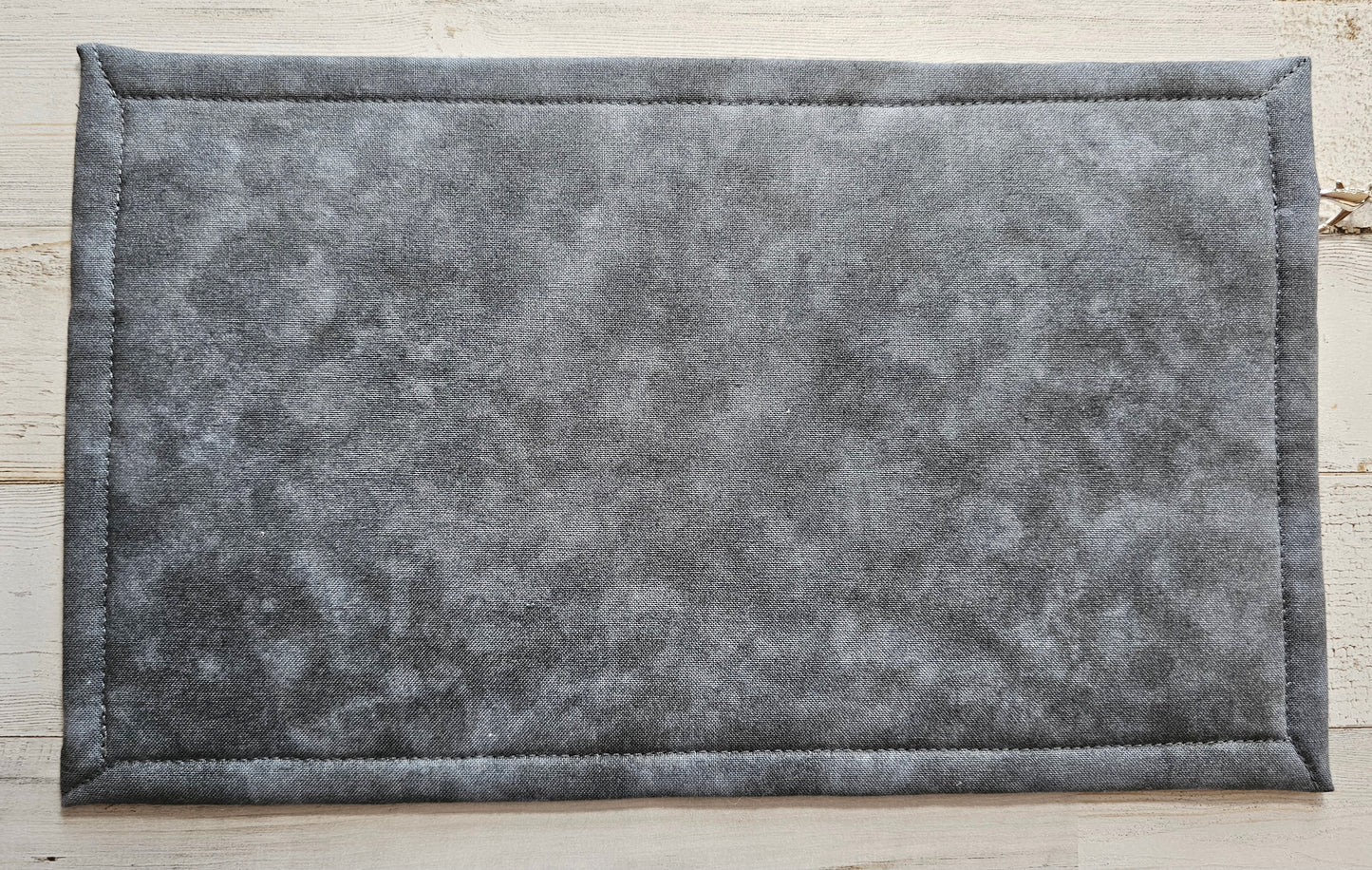 Pouch 6.5" x 11" - Winter Ski Lodge