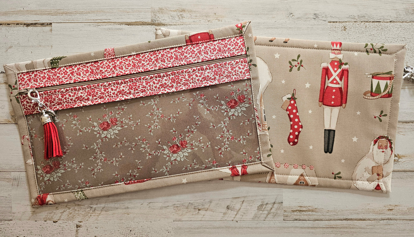 Pouch 6.5" x 11" - Tilda "Merry Little Christmas"