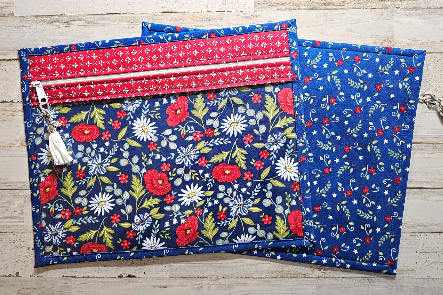 Project Bag 11" x 14" - Vinyl Front - Red, White and Blue Floral