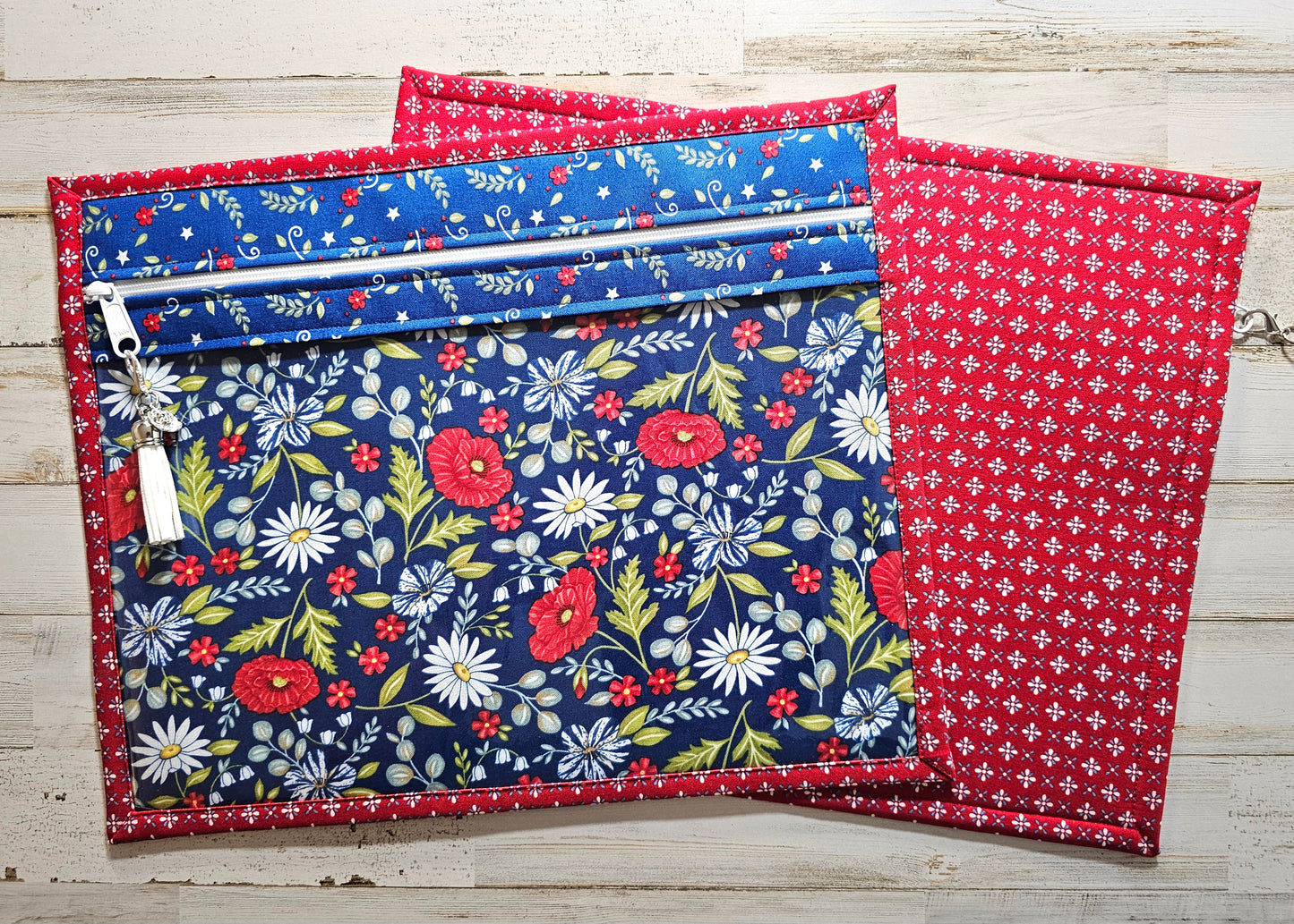 Project Bag 11" x 14" - Vinyl Front - Red, White and Blue Floral