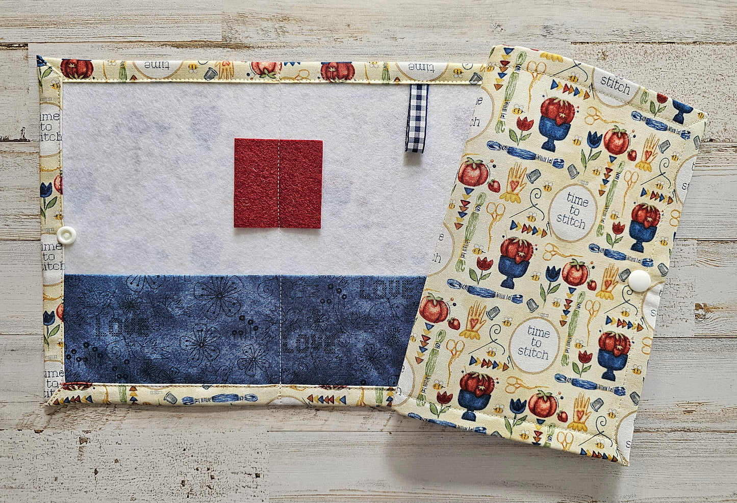 Thread Keeper - Teresa Kogut - Stitchy Bird fabric - Discounted