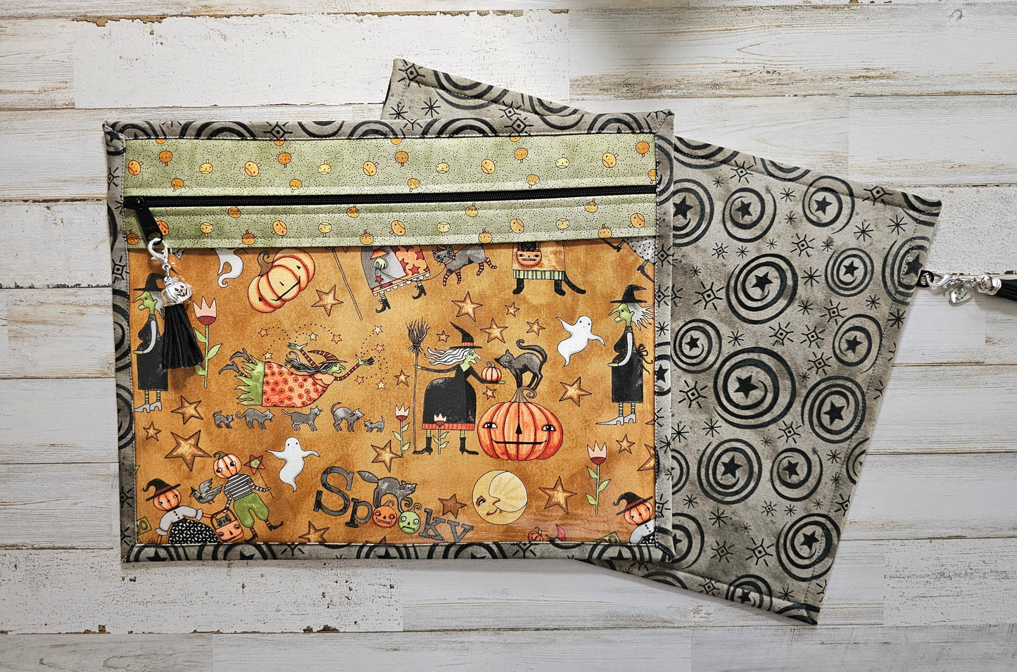 Project Bag 11" x 14" - Vinyl Front - Teresa Kogut "Spooky" Fabric