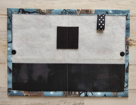 Thread Keeper - Halloween Haunted House