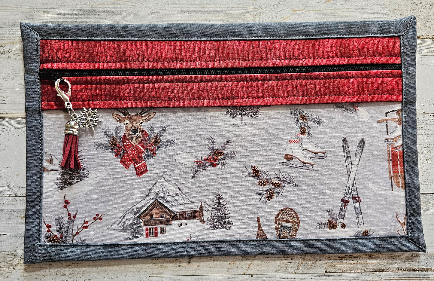 Pouch 6.5" x 11" - Winter Ski Lodge