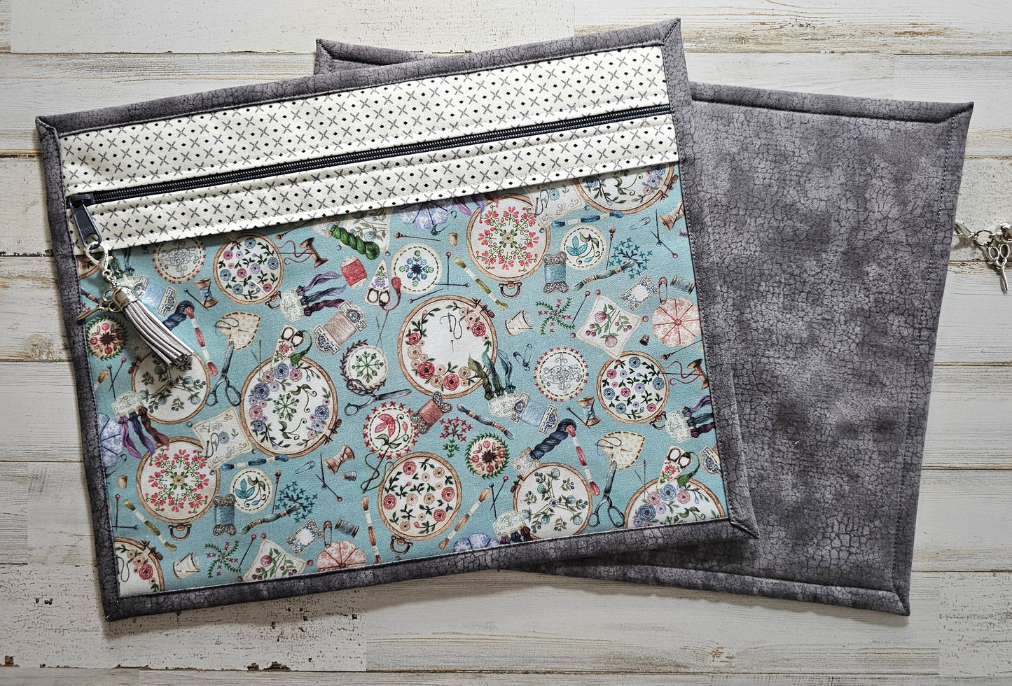 Project Bag 11" x 14" - Vinyl Front - Stitching