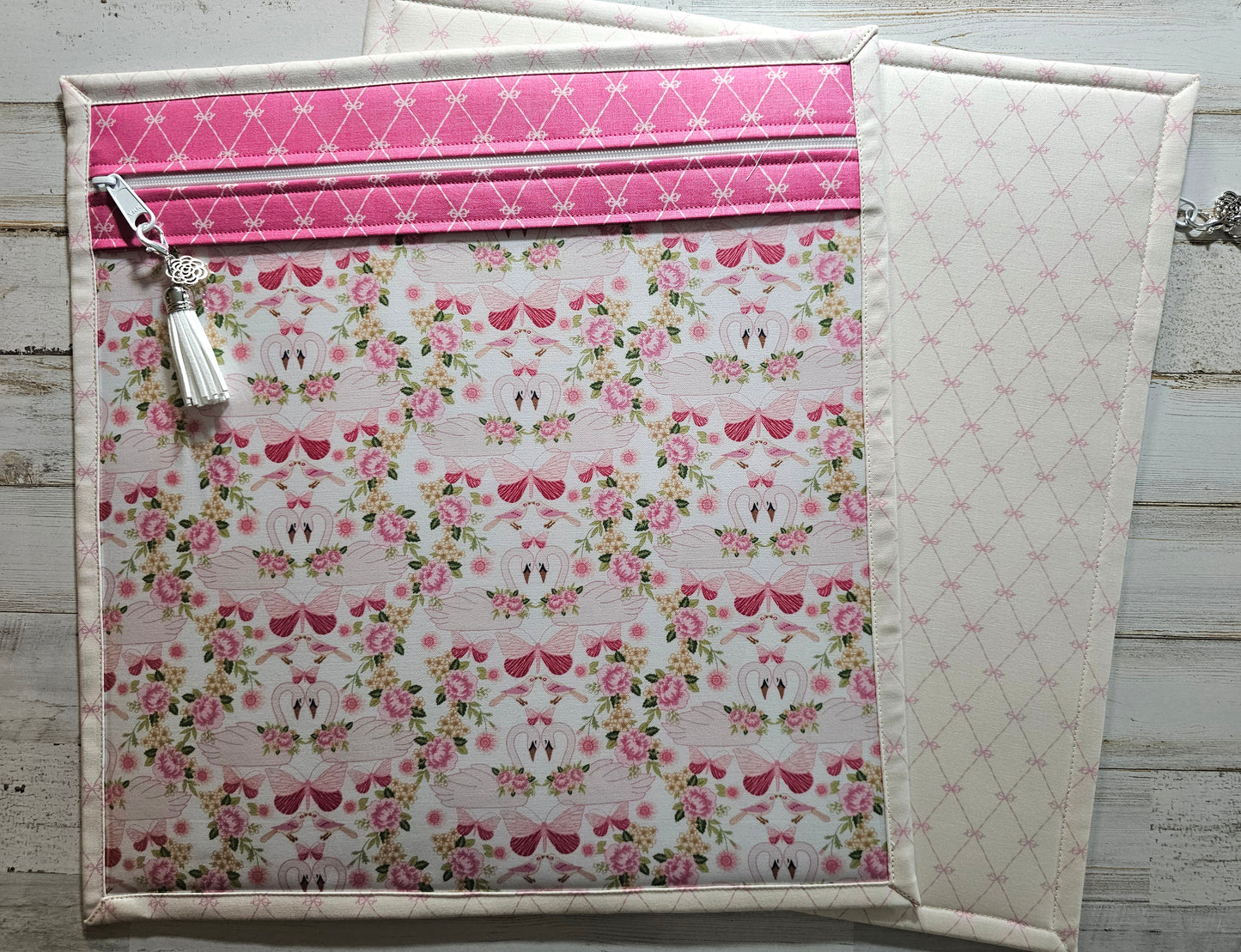 Large Project Bag - 15" x 14" - Vinyl Front - Swans