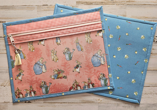 Project Bag 11" x 14" - Vinyl Front - Bunnies