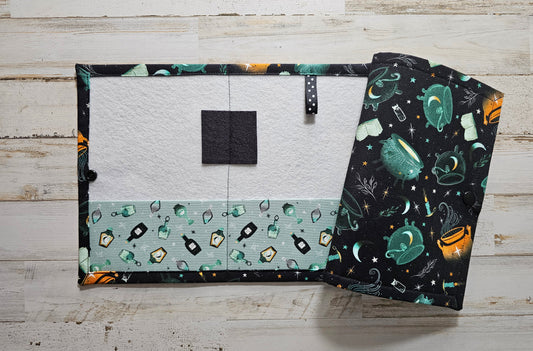 Thread Keeper - Halloween in Teal and Black