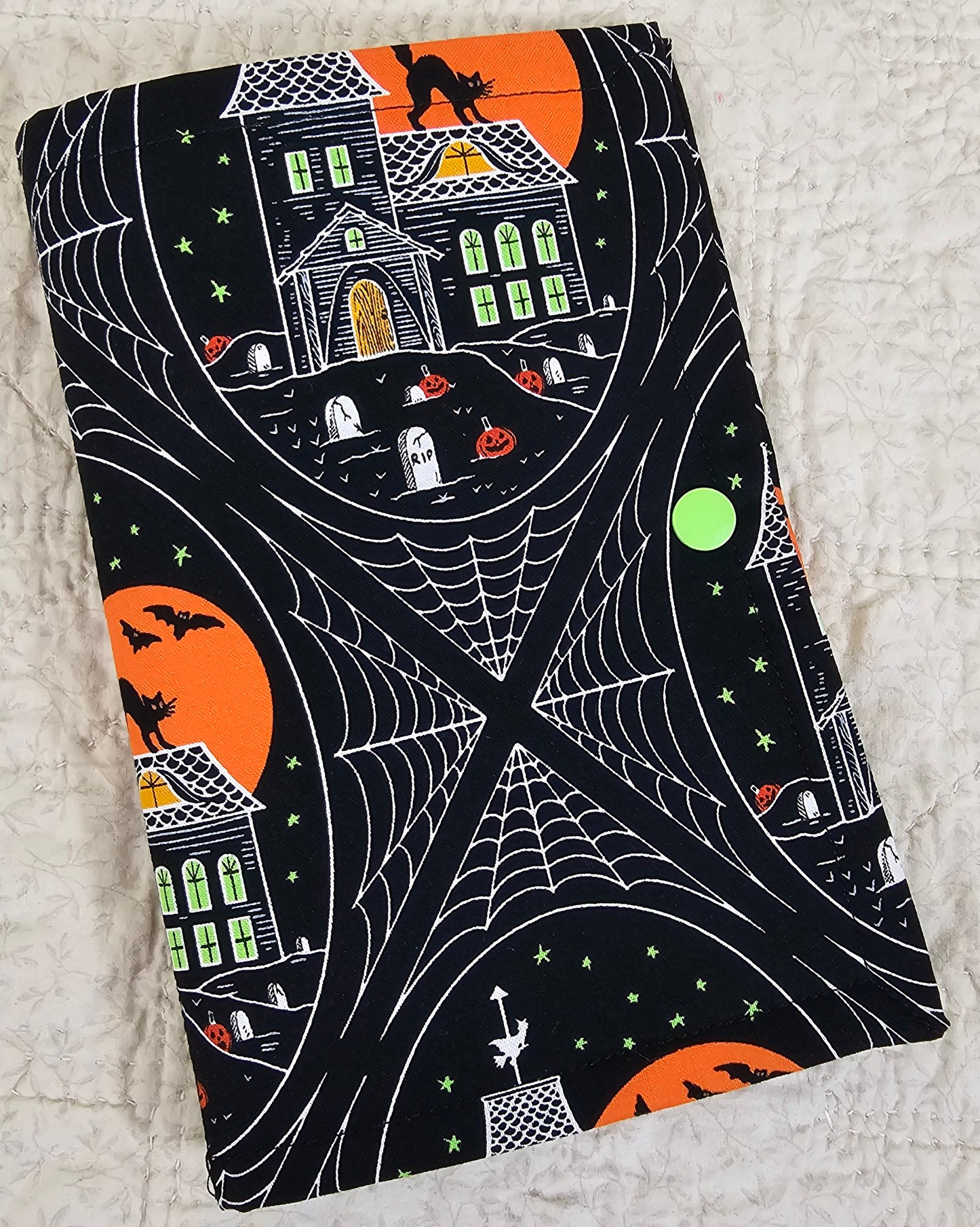 Haunted House Thread Keeper with Candy Corn trim pockets